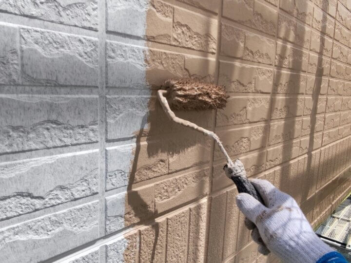 ⑮外壁上塗り 一回目(SR-412)
