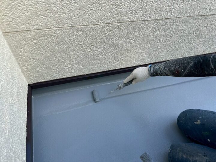 ㉑ベランダ防水上塗り 二回目