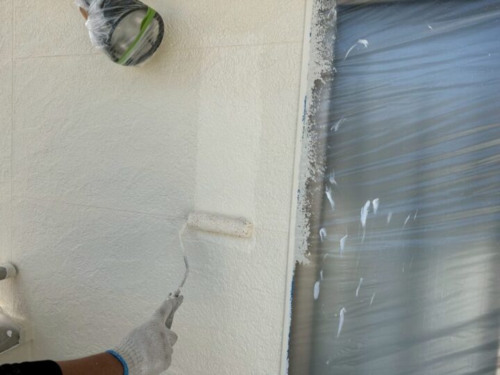 ⑮外壁(2階)上塗り 二回目(SR-178)