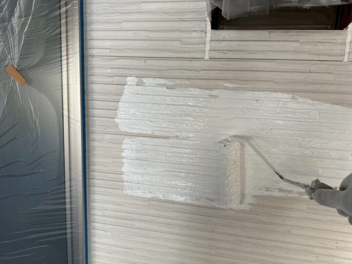 ⑯ 外壁(サイディング部)下塗り
