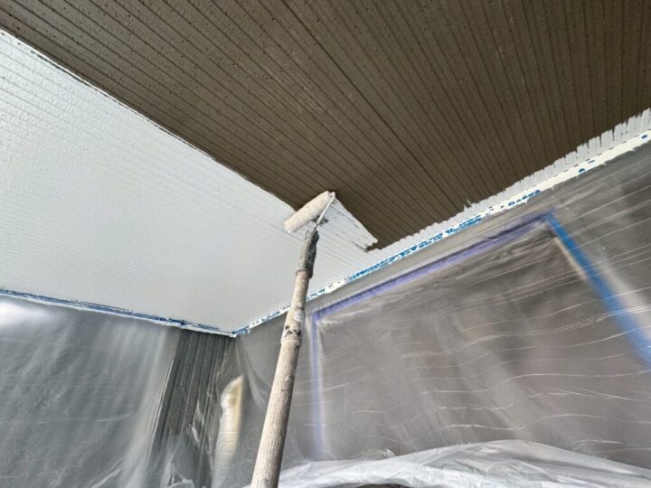 ⑮軒天塗装 一回目