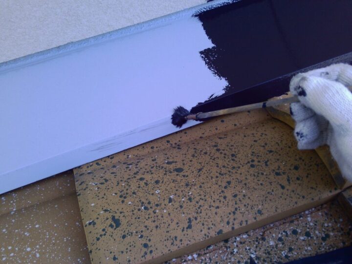 ⑮鉄部・木部上塗り 一回目