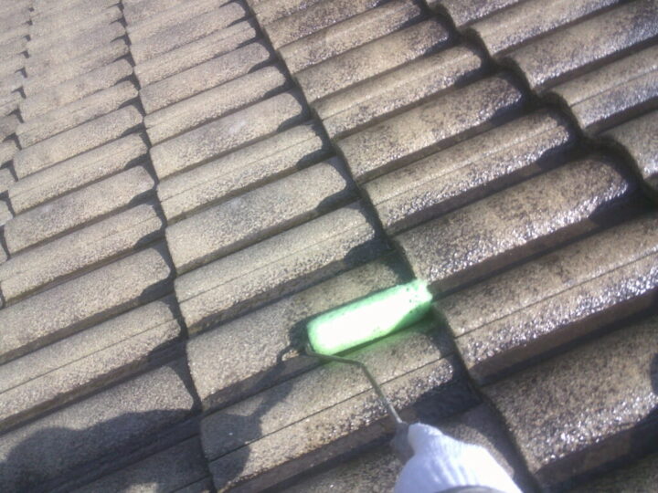 ⑤屋根下塗り 二回目